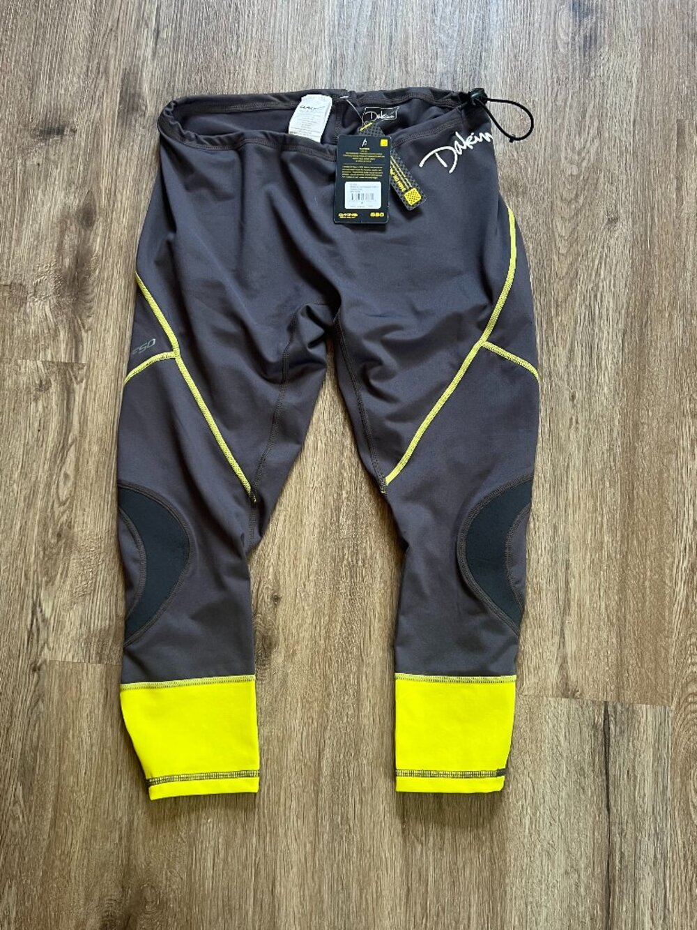 NWT Dakine Paddle Board Sup Board Outrigger Pants Medium Women's Gray